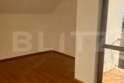 Casă cu Teren 759 Mp în Central - 6