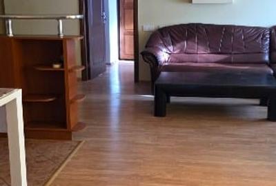 Apartament cu 3 camere decomandat în Central - 1