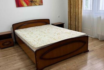 Apartament cu 2 camere decomandat în Podu Roș - 2