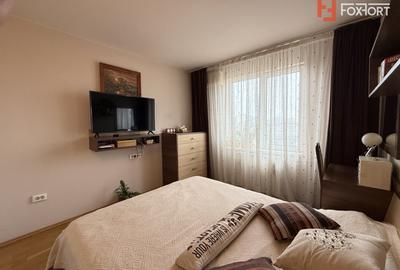 Apartament cu 3 camere decomandat, mobilat în Circumvalațiunii - 21