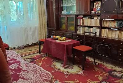 Vand schimb cu 1, 2 cam. parter - apartament 4 cam, et.3, ultracentral Bucecea, 68.900 euro neg. - 5