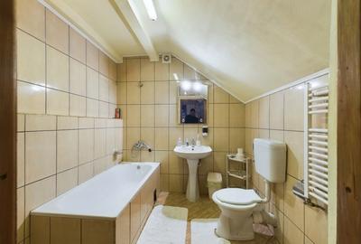 CASA DE VANZARE SINAIA | Eleganță, Confort și Priveliști Montane de exceptie - 12