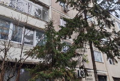 Apartament cu 3 camere semidecomandat în Berceni - 8