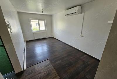 Apartament cu 3 camere decomandat în Orizont - 3