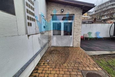 Apartament cu 3 camere decomandat, mobilat în Parcul Carol - 18