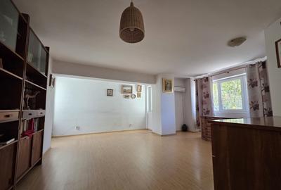 Apartament 2 camere, ultracentral, parter – confort și accesibilitate Apartament 2 camere, ultracentral, parter – confort și accesibilitate - 2