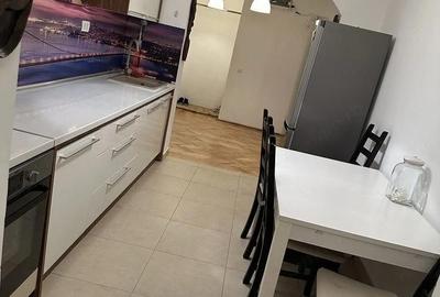 Apartament cu 4 camere decomandat în Dristor - 6