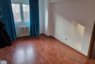 | spatiu in cladire de birouri | 4 camere | Tineretului - Timpuri Noi | - 5