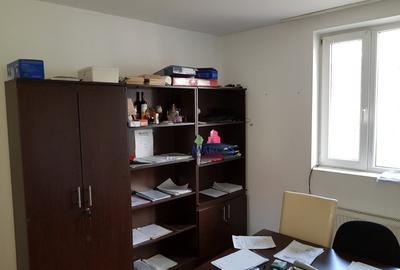 Casă cu 3 camere în Luncă