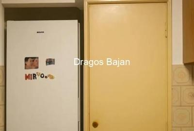 Sala Palatului // vedere spate // balcon - 7