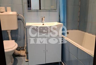 Apartament cu 2 camere semidecomandat în Micro 6 - 2