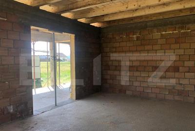 Casă cu 3 camere cu Garaj în Cristian - 3