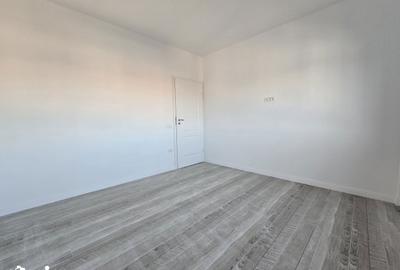 Apartament cu 3 camere în Micro 3 - 12