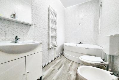 Pentru afacerea ta! Spatiu comercial suprafata totala 135 mp ! Zona centrala ! - 9