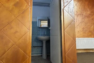 Spațiu comercial, de 38 mp, în Anda - 3