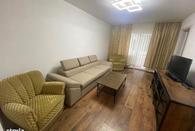 Apartament cu 3 camere în Micro 6