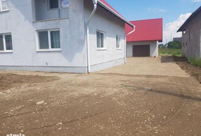 Casă cu 4 camere în Vicovu de Sus - 2