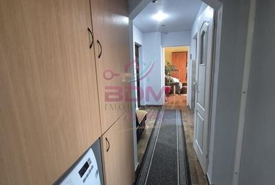 Apartament cu 2 camere decomandat în Micro 1