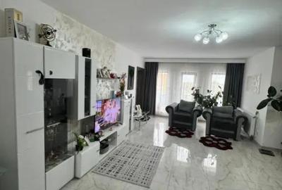 Casă cu 4 camere cu Teren 720 Mp în Satu Nou de Sus - 3
