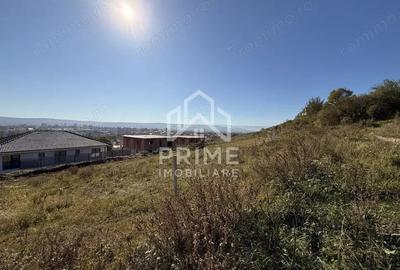 Teren de 600 mp, în Central - 2