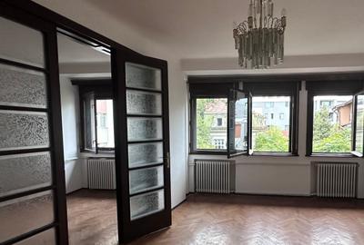 Apartament cu 4 camere circular în Banu Manta - 1