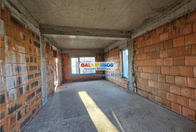 Casă individuală cu 4 camere cu Canalizare în Central - 13