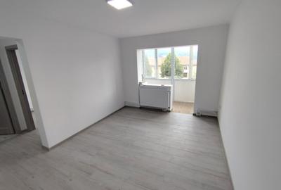 Apartament cu 2 camere semidecomandat în Coman - 6