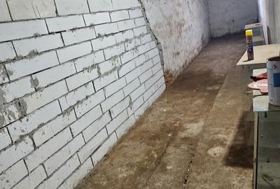 Spațiu comercial, de 1,200 mp, în Lanurile - 7