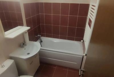 Garsonieră semidecomandată în Titan