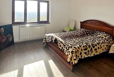 Bucium, parte de duplex cu suprafata generoasa, 432mp teren