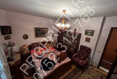 PROPRIETAR Vând Apartament 3 Camere DECOMANDAT, Metrou Piața Sudului BERCENI - 12
