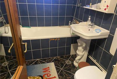 Apartament 3 camere , zona Liceul Economic - B-dul Garii, de - 9