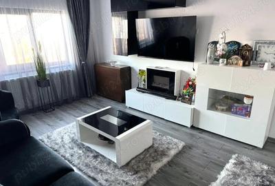 Apartament 3 camere -DEOSEBIT - cartier-E3 - 4