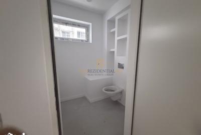 Spațiu comercial, de 187 mp, în Central - 9