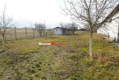 Teren de 3408 mp, în Voivozi (Popești)