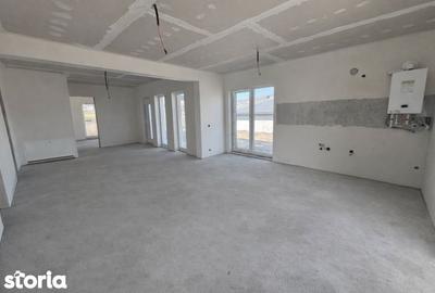 Casă cu 4 camere cu Teren 520 Mp în Baciu - 4