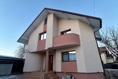 Casă cu 5 camere în Valea Adâncă - 1