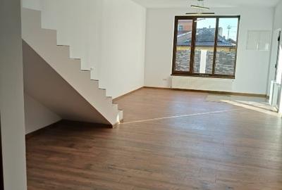 Proprietar,vând vila nouă,zona Cora Brătianu Constanța - 13