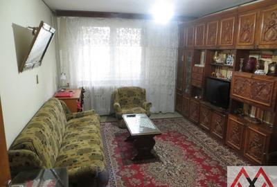 Titan, metrou Nic. Grigorescu, parc IOR, bloc turn - 3