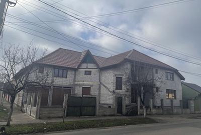 Casă cu 4 camere în Grădiște - 1