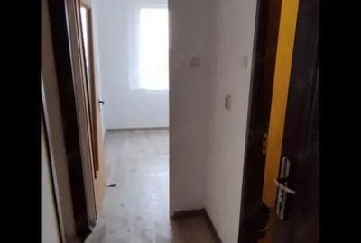 Garsonieră decomandată în Astra - 3