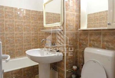 Apartament cu 2 camere semidecomandat în Confecții - 2