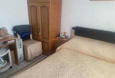 Apartament 2 camere , cartier Sud , et 2/4 ,decomandat , imb - 4