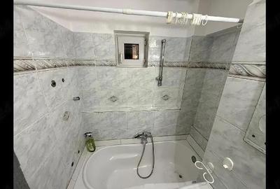 Apartament cu 3 camere decomandat în Dorobanților