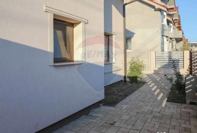 Casă cu 4 camere cu Teren 250 Mp în Calea Clujului - 9