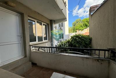 Casă individuală cu 15 camere cu Canalizare în Cotroceni - 14