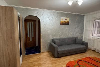 Apartament cu 2 camere semidecomandat în Exterior Vest