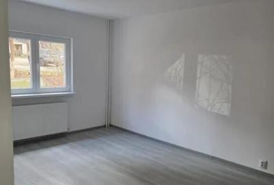 Apartament cu 2 camere decomandate Zona Obcini - 1