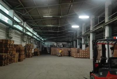 Spațiu industrial, de 1,500 mp, în Uzina 2