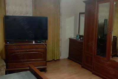 Casă cu 6 camere cu Teren 3100 Mp în Pișchia - 5